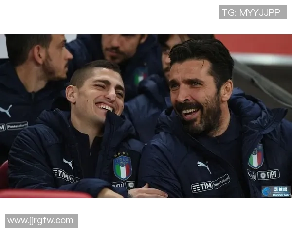 自律与刻苦并肩成长的足球天才从基层到顶级舞台的奋斗历程