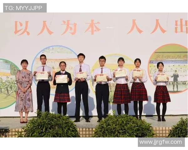 从星光璀璨到默默无闻一位足球路人的心路与追梦轨迹